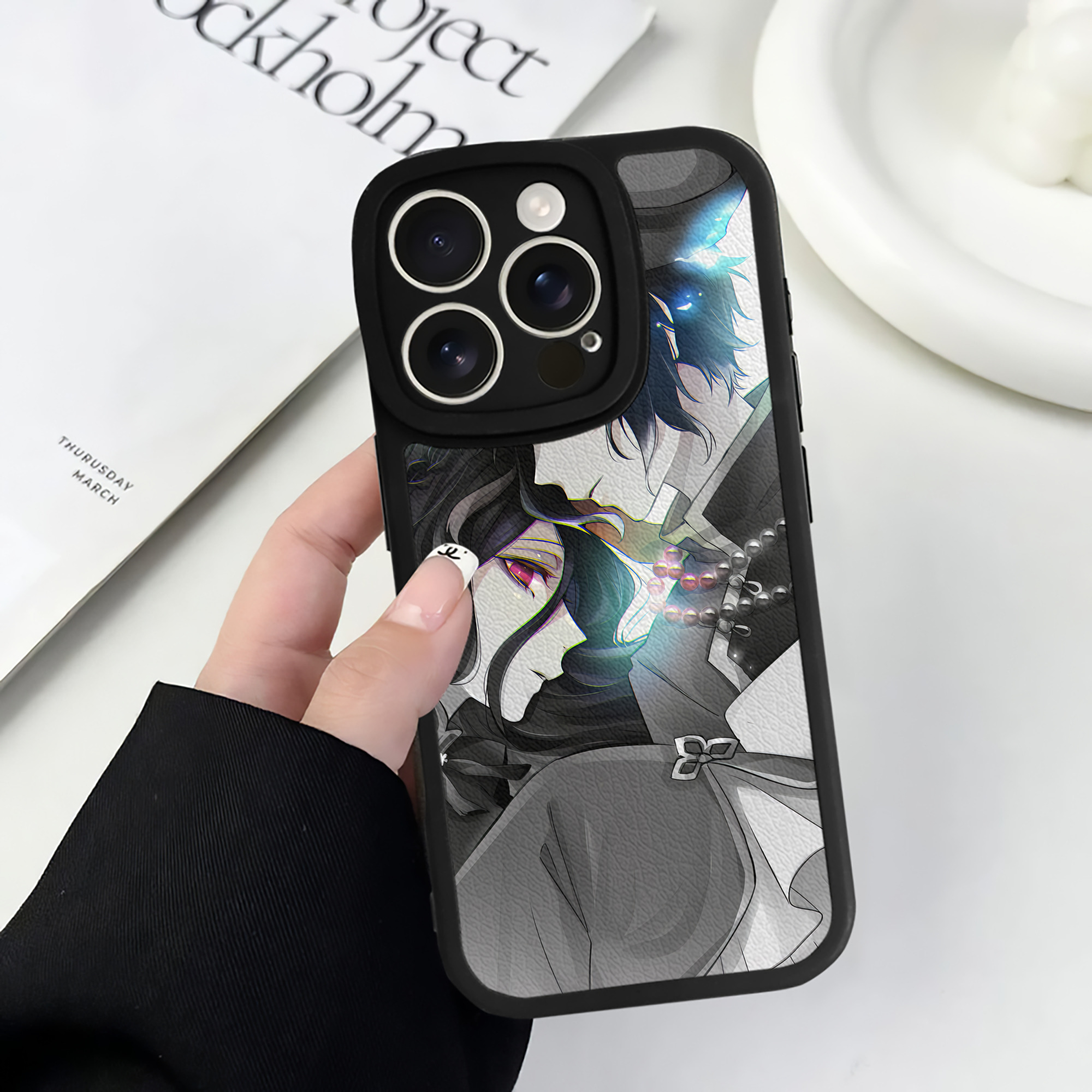 （画像用） 文豪ストレイドッグス Bungo Stray Dogs 【iPhone 16シリーズ対応】シリコンスマホケース（レザー調） 材質：シリコン